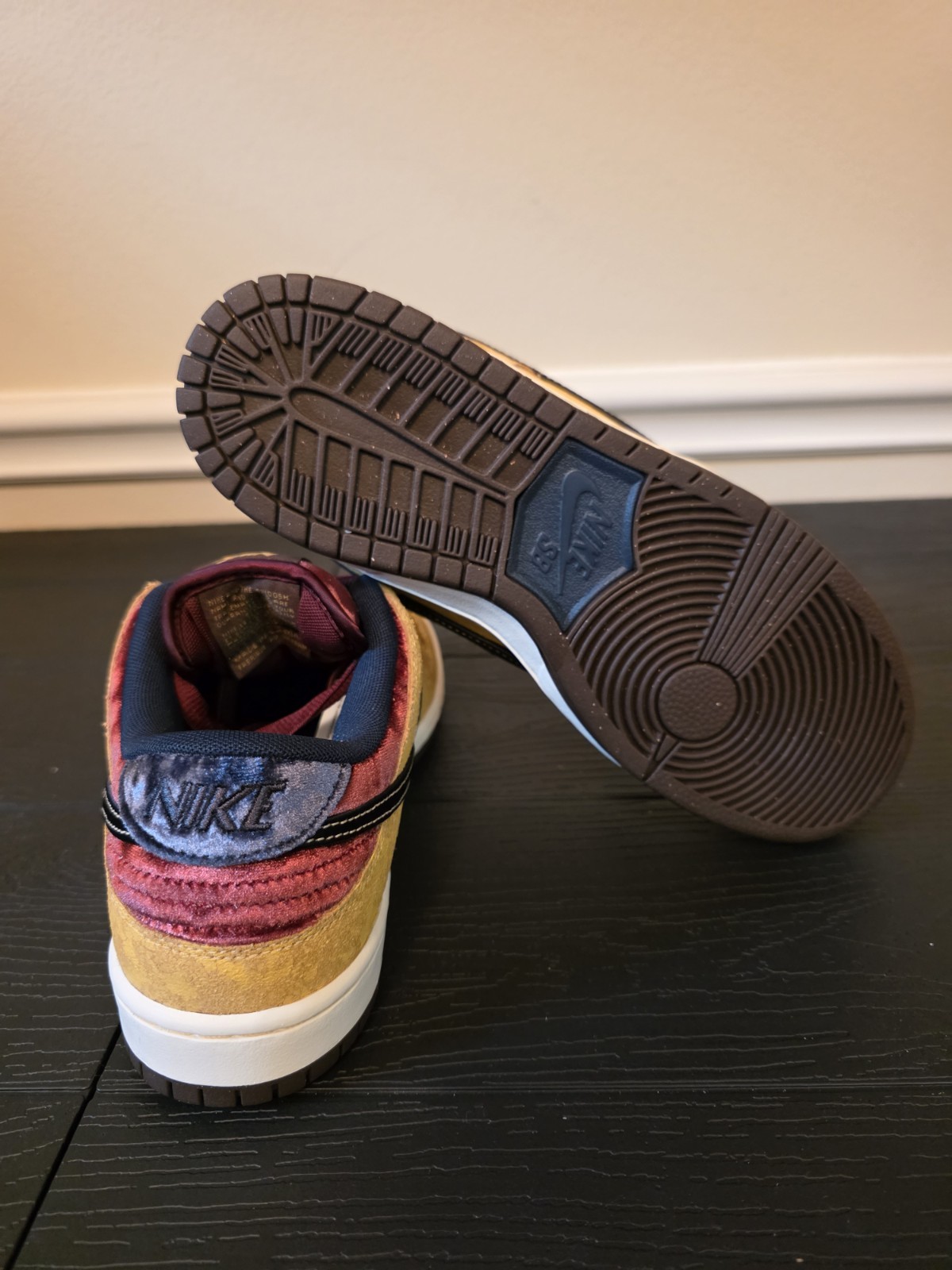 Nike SB Dunk Low Pro Celestial Gold/Black Skate Shoes FZ1278 200 Men's US 7.5 - Image 8