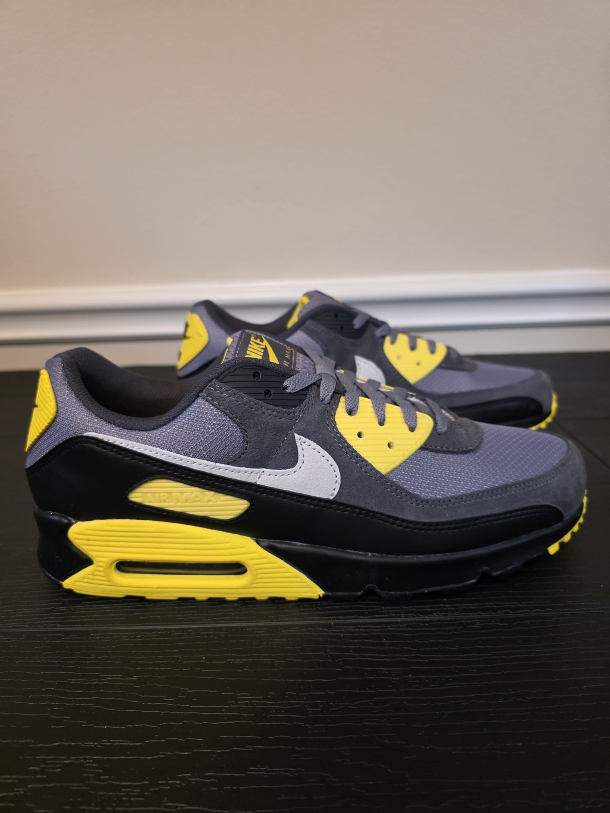 Nike Air Max 90 Smoke Grey Lightening Suede Low Top Men's Sneakers DM0029-016 - Image 8