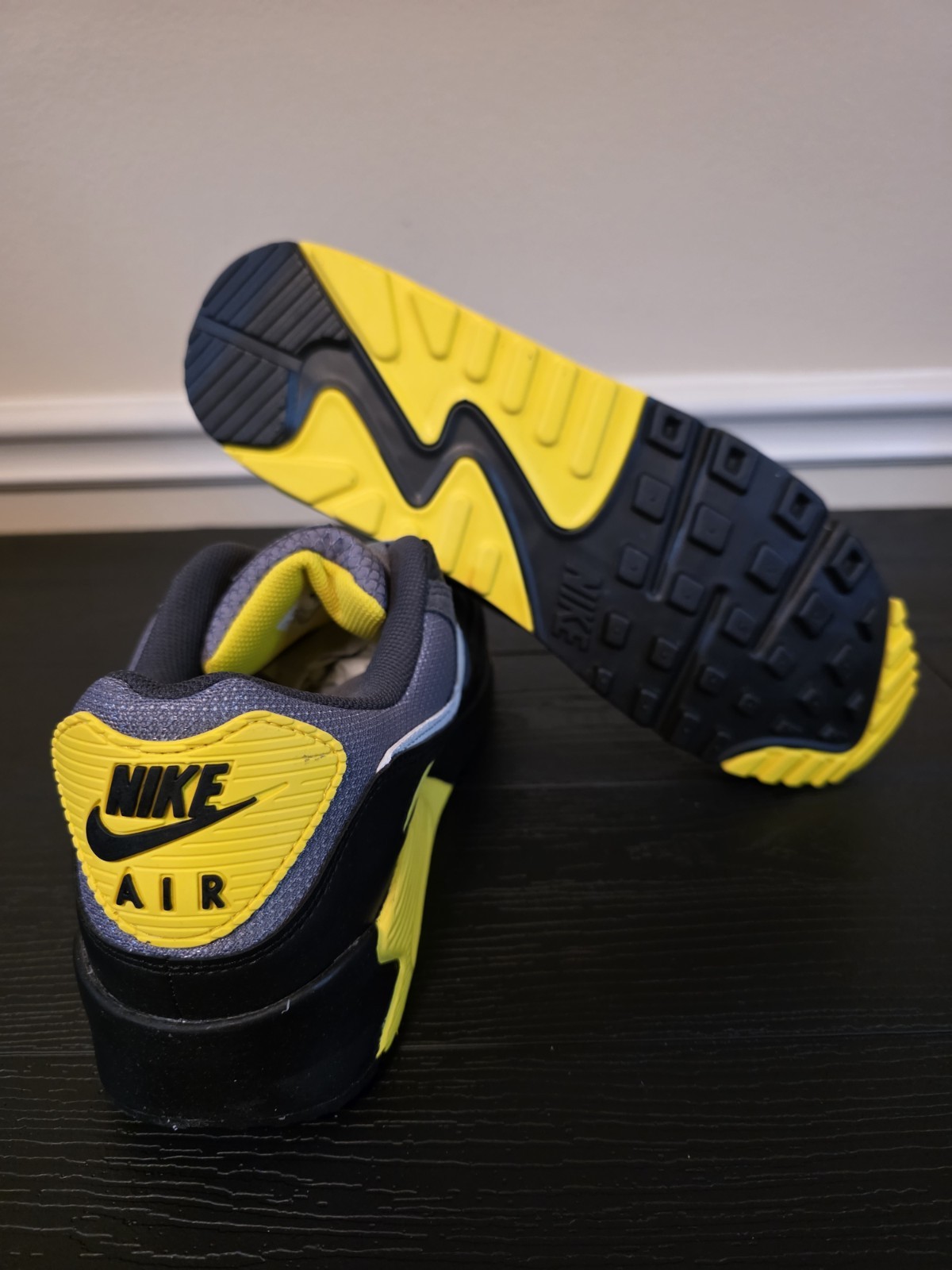 Nike Air Max 90 Smoke Grey Lightening Suede Low Top Men's Sneakers DM0029-016 - Image 10