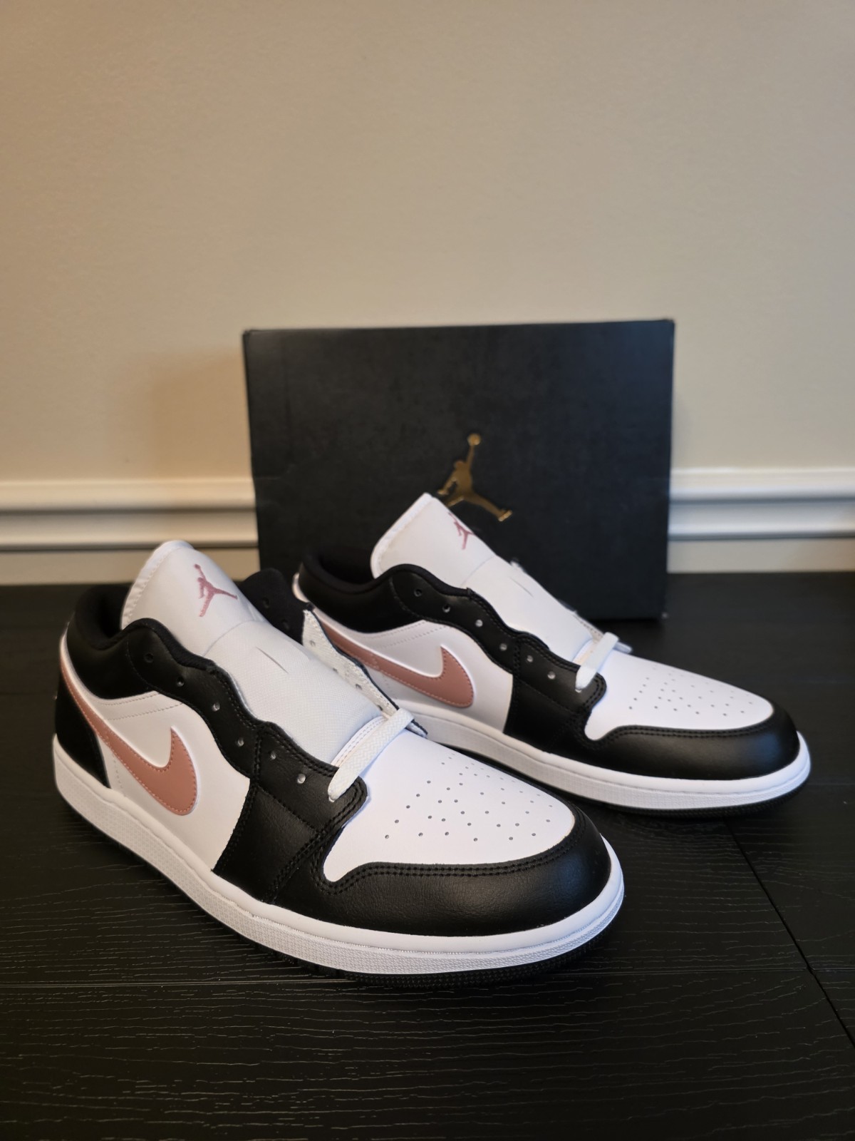 Jordan Air Jordan 1 Low Black Rust Pink Black/White/Rust Pink 553558-165 - Image 5
