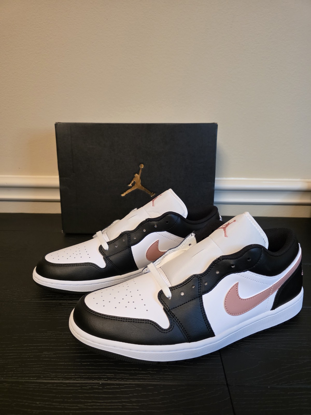 Jordan Air Jordan 1 Low Black Rust Pink Black/White/Rust Pink 553558-165 - Image 6