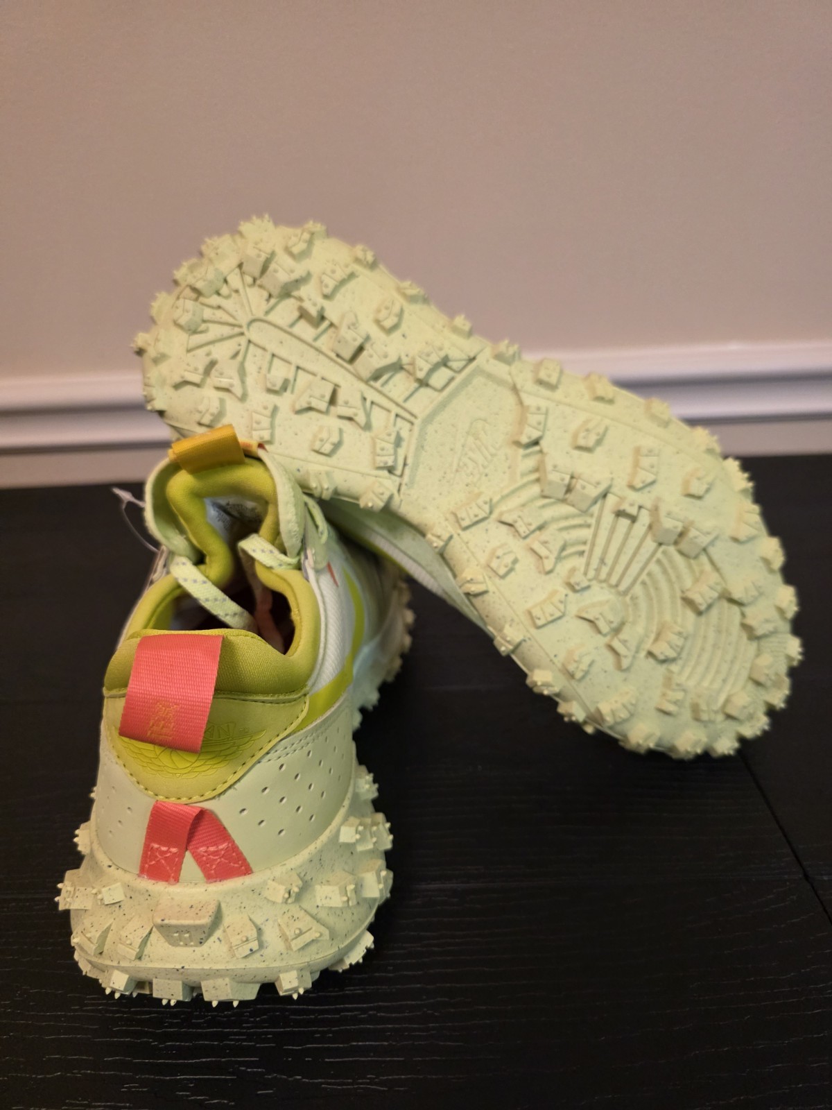 Jordan Air Jordan 1 Element Low GORE-TEX Lemon Twist FV4227-700 - Image 11