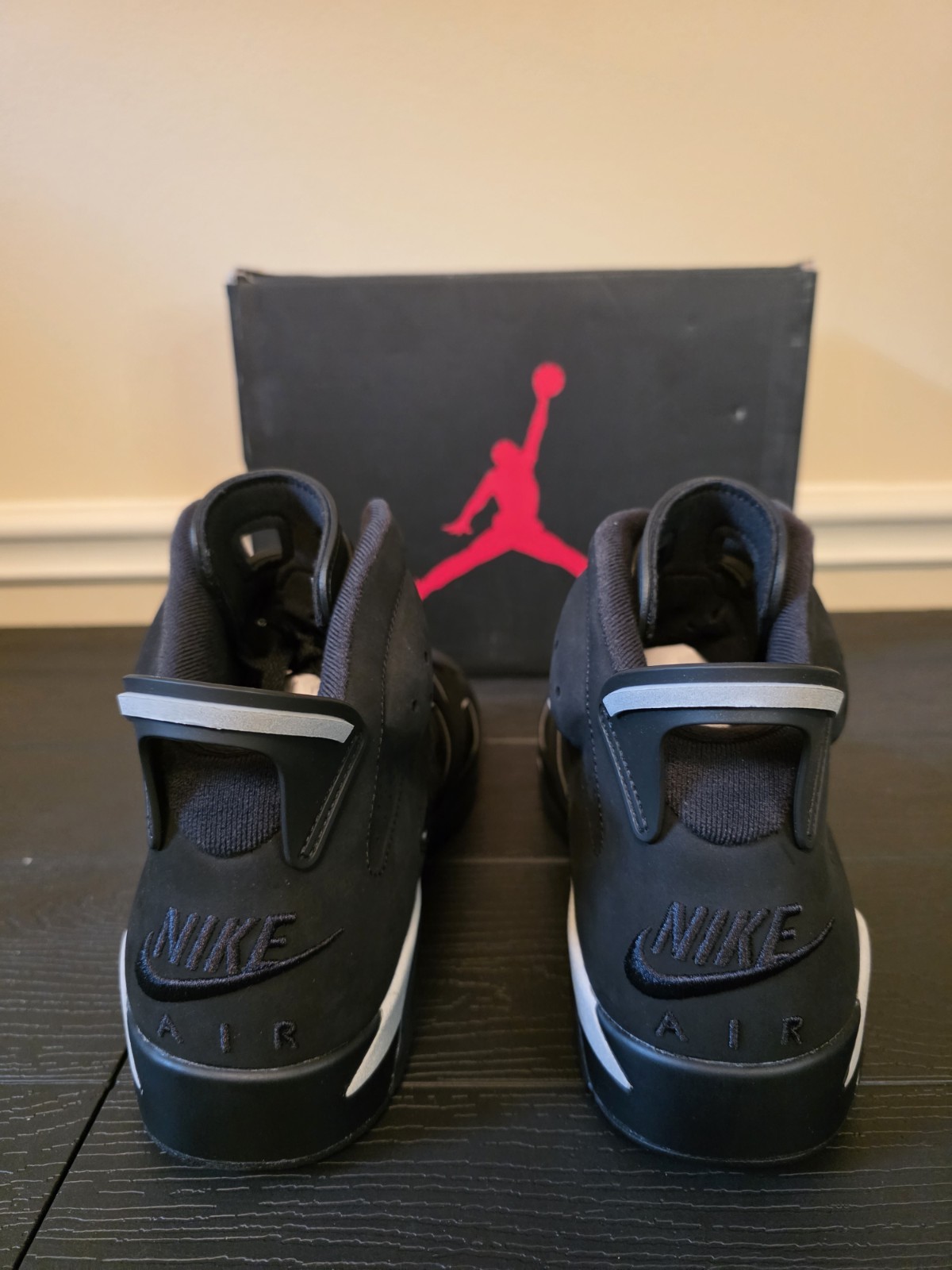 Jordan Air Jordan 6 Retro Cap And Gown Black/Reflect Silver Sneakers IR2266-010 - Image 8