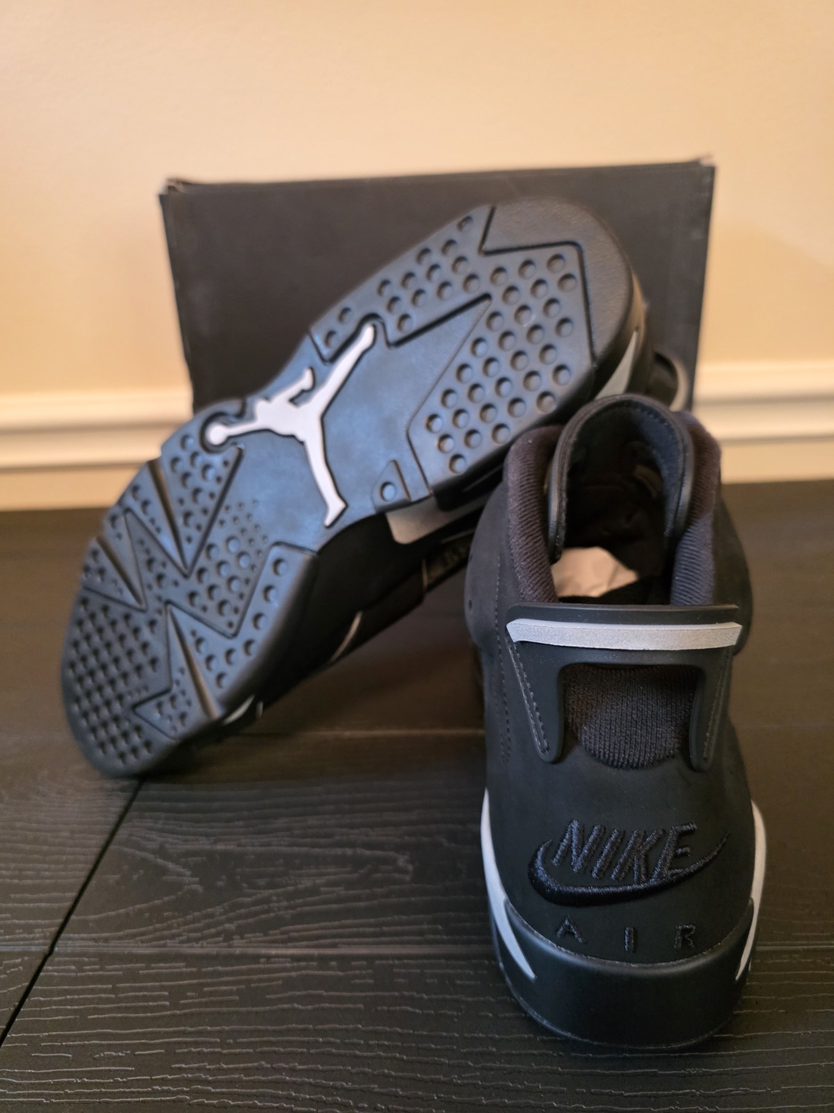 Jordan Air Jordan 6 Retro Cap And Gown Black/Reflect Silver Sneakers IR2266-010 - Image 10