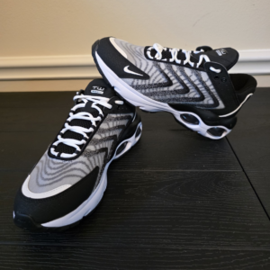 Nike Air Max TW Men's Low Top Sneakers Black/White/Gray DQ3984-001