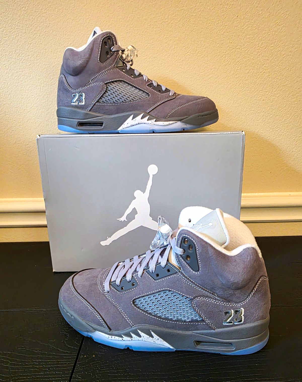Jordan Air Jordan 5 Retro "Wolf Grey" Light Graphite/White 2026 DD0587-002