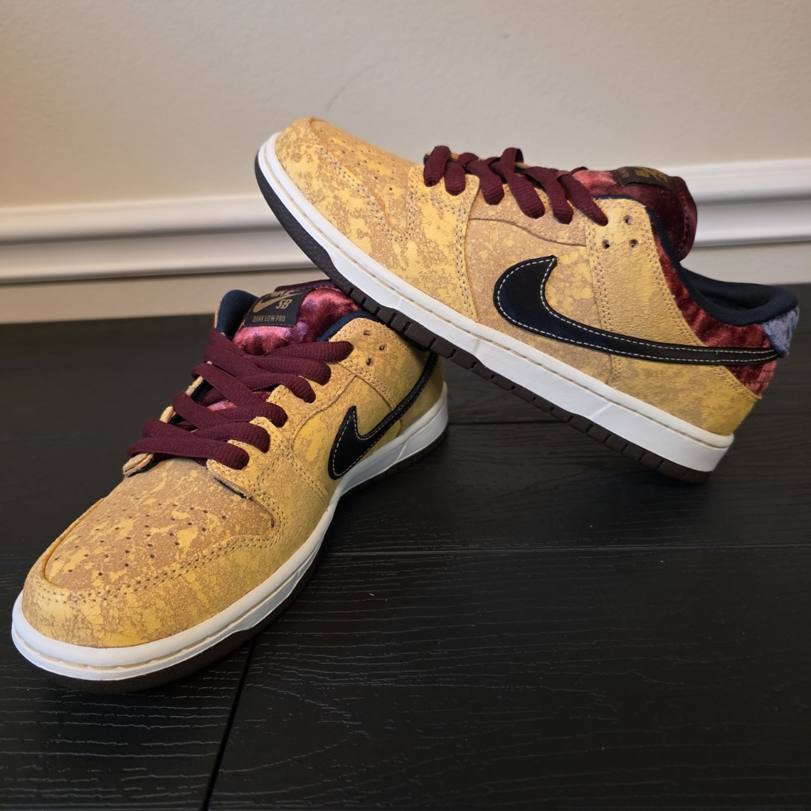 Nike SB Dunk Low Pro Celestial Gold/Black Skate Shoes FZ1278 200 Men's US 7.5