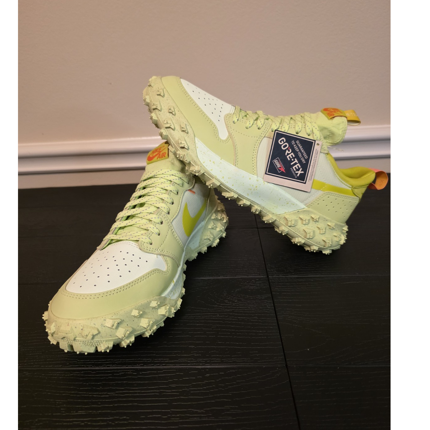 Jordan Air Jordan 1 Element Low GORE-TEX Lemon Twist FV4227-700