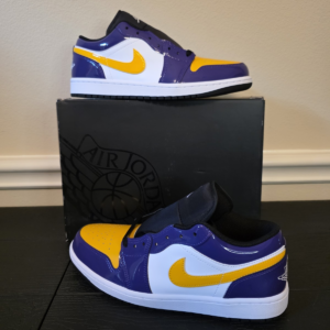 Jordan Air Jordan 1 Low SE Court Purple University Gold Sneaker IQ9389-547