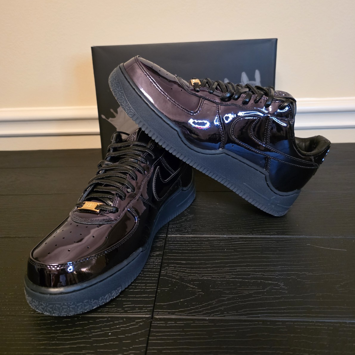 Nike LeBron James x Air Force 1 Low NYC Black/Metallic Gold Men's IO6129-001
